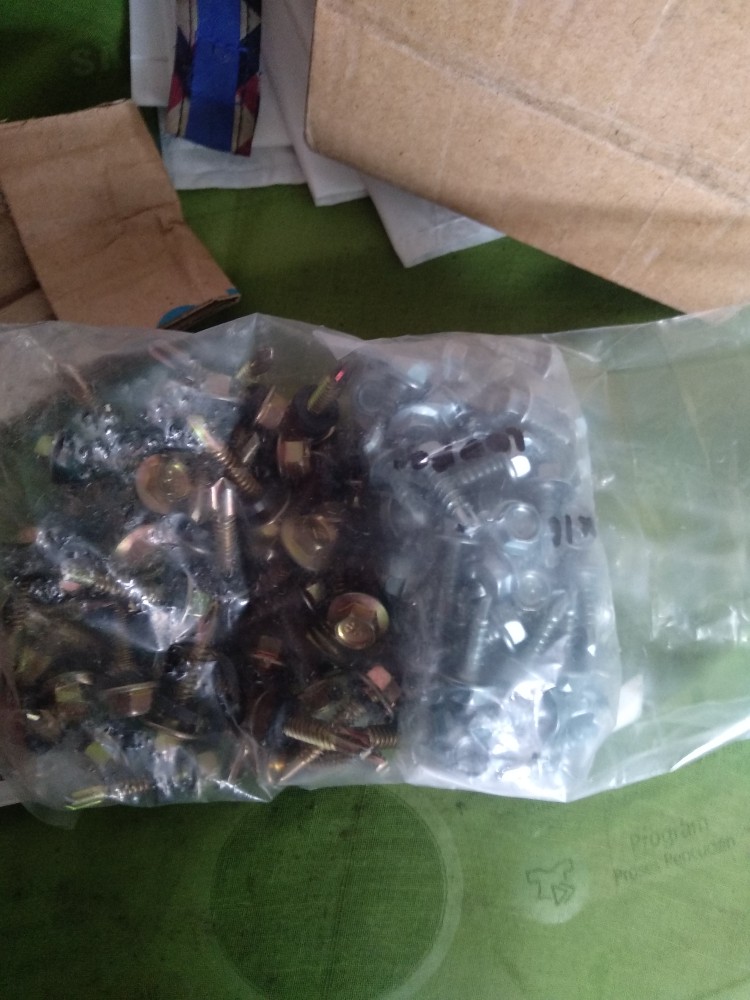 Roofing Baja Ringan 10*16 Bengkel Besi Stainless Steel Interior Teknik