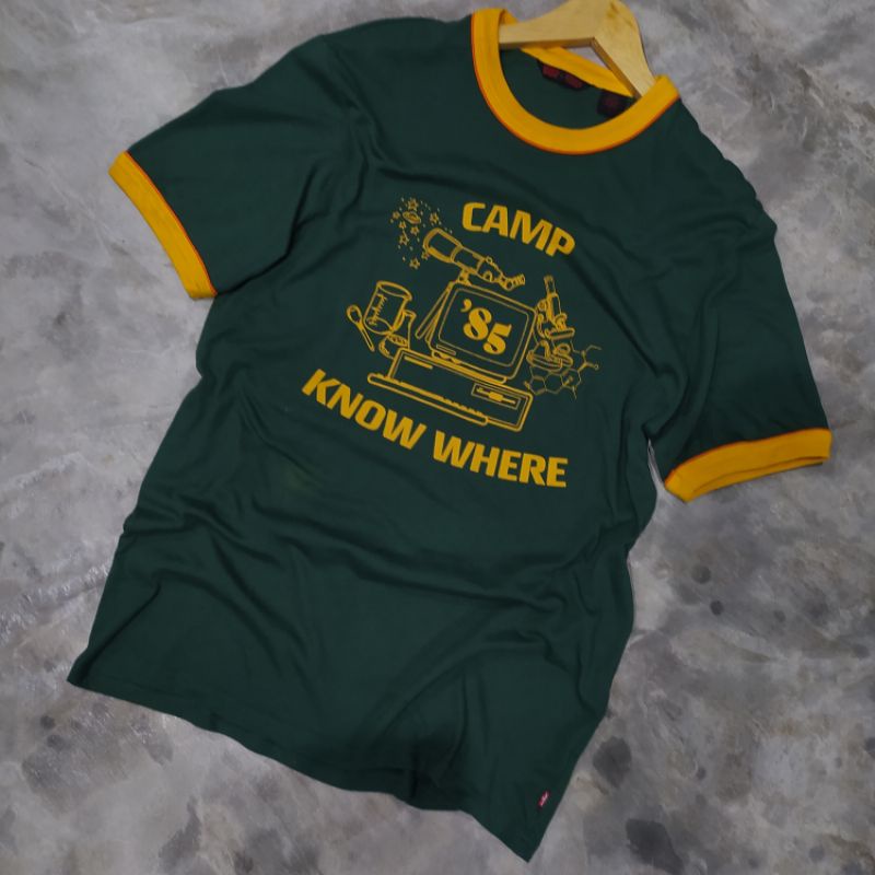 KAOS LEVIS X STRANGER THINGS (OFFMARCH NETFLIX)