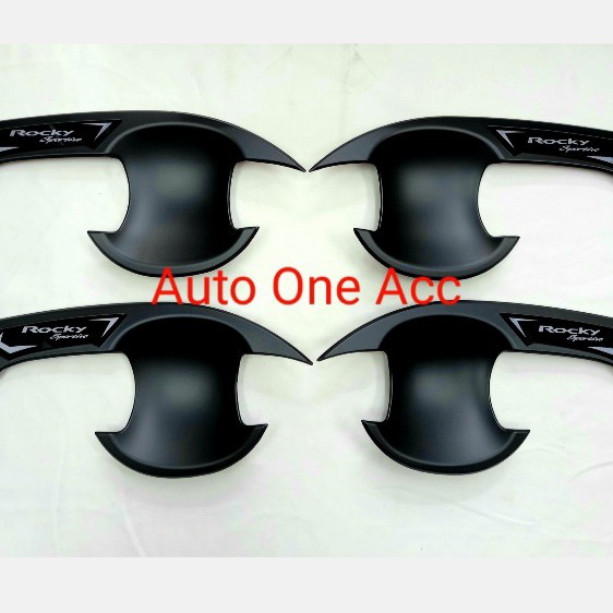 Cover Outer Mangkok Pintu Daihatsu Rocky