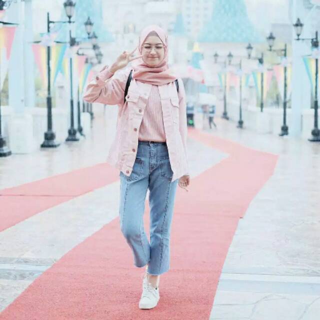 CSKAMOSKVA BOYFRIEND PLAIN IMPORT CELANA JEANS WANITA CSKAMOSKVA BOYFRIEND PLAIN IMPORT CELANA JEANS WANITA