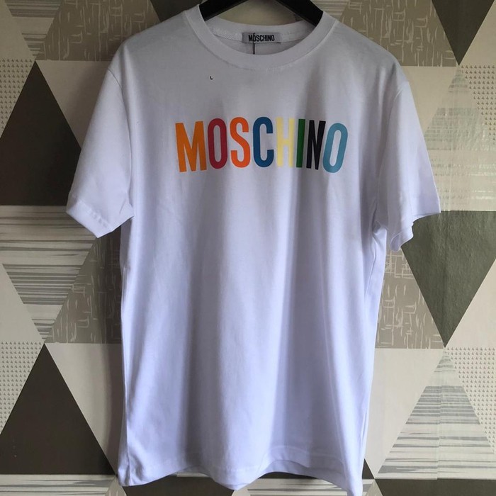 T-SHIRT MOSCHINO RAINBOW WHITE PREMIUM KAOS MOSCHINO UNISEX MURAH KAOS PRIA MOSCHINO KAOS WANITA