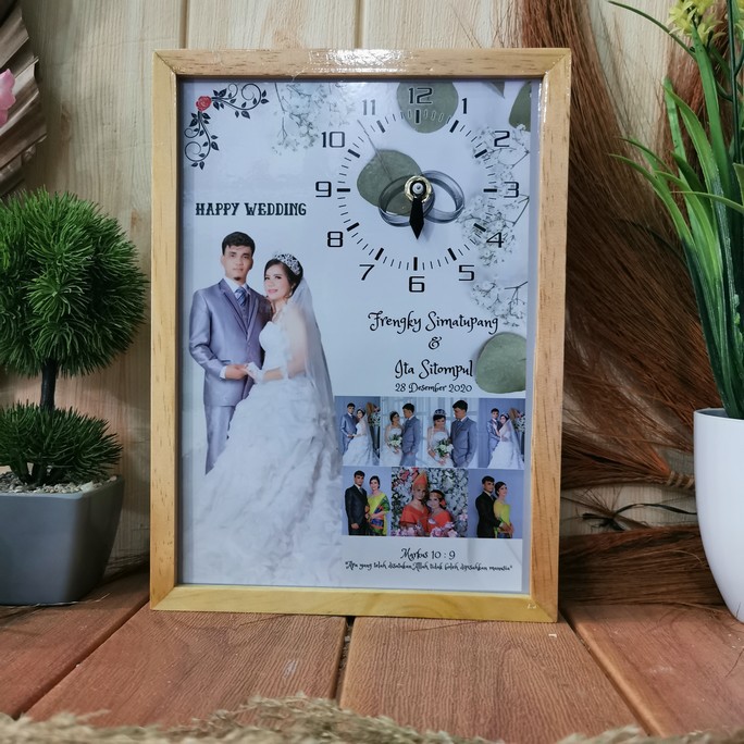 [SEHARI JADI ] JAM WEDDING KAYU AKRILIK kado perkawinan hadiah pernikahan wedding gift unik