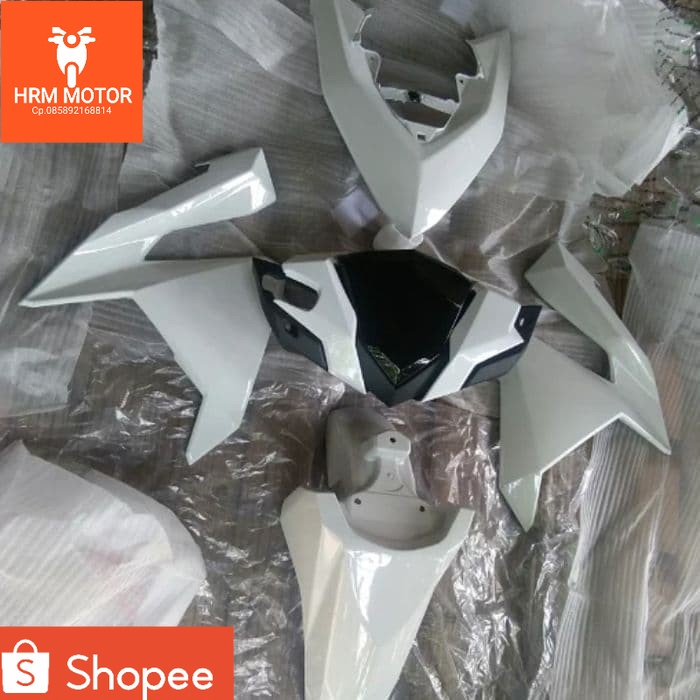 PROMO cover body depan vario 125-150 LED 2016-2017