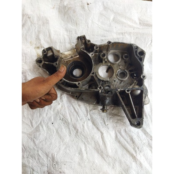 krengkes crankcase kanan bekas rx king pnp rx k rx s ori copotan
