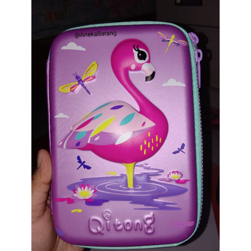 

Tempat Pinsil Timbul 3D Qitong