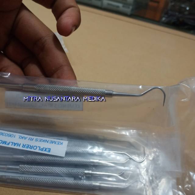 Sonde bengkok atau   Explorer HalfMoon