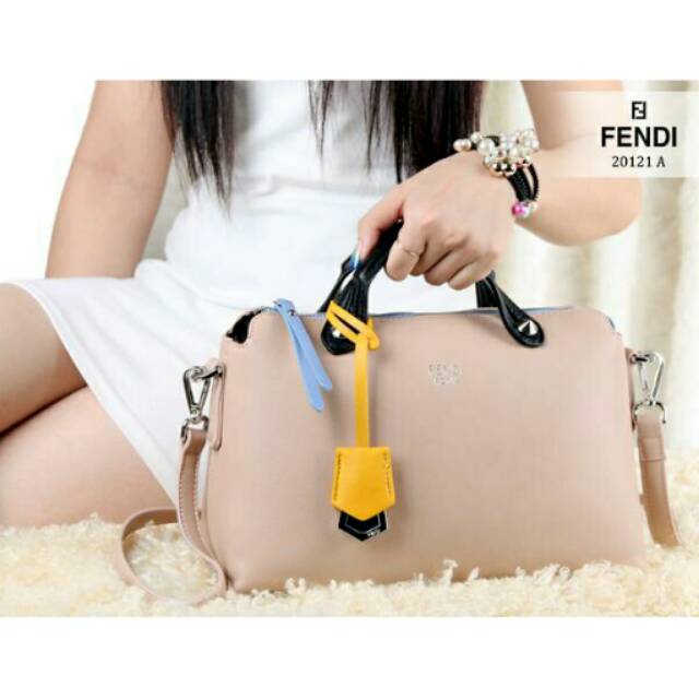 Tas Fendi By The Way Satchel 3Tone SHW APRICOT Semi Ori 10121A