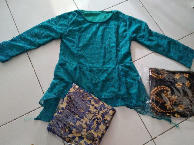 Couple Marlena Cendrawasih, # Lumbung Batik