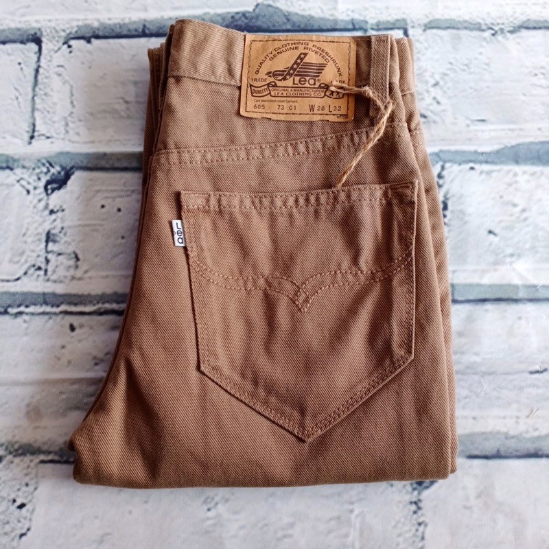 CELANA LEA 605 7301 ORIGINAL