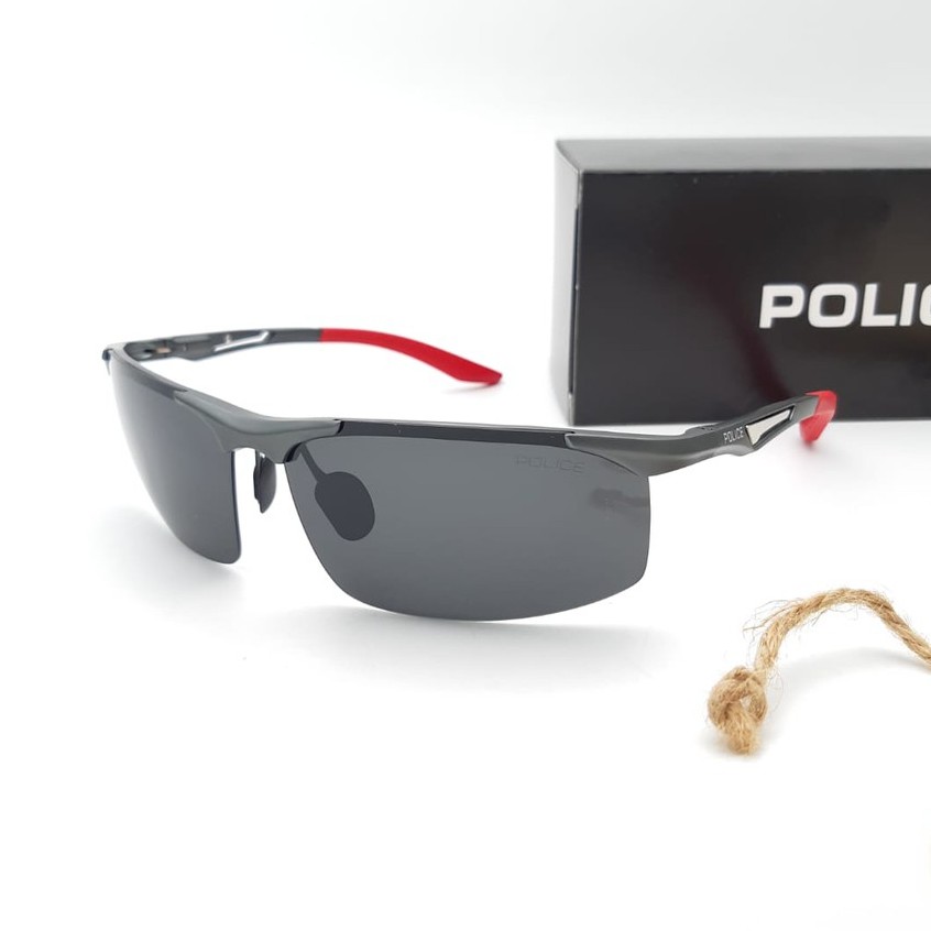 Kacamata Hitam Police Pc1818