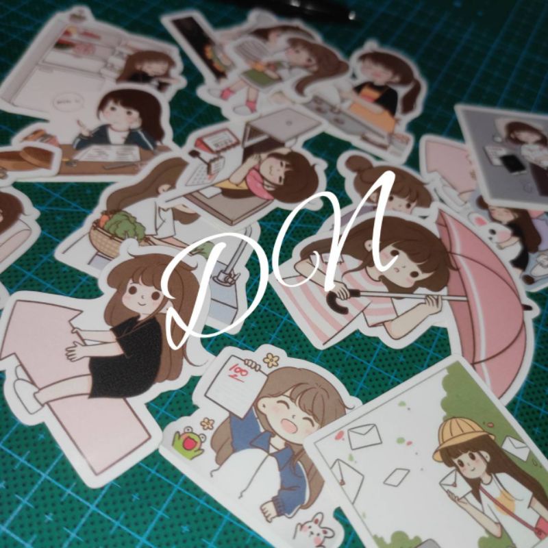 

16 pcs Stiker Kertas Karakter Girl Cute Stiker Kertas Glossy Gadis Cantik