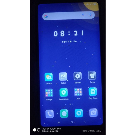 hp murah xiaomi redmi 5 plus 4gb ram / 32gb rom hitam mulus siap pakai