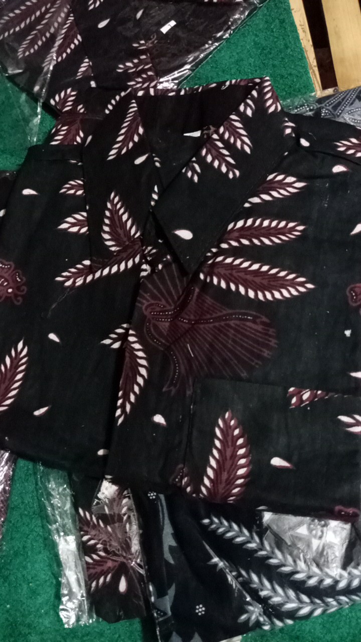 Baju Batik Couple Keluarga Jazzy Modern Pari Iket Hitam