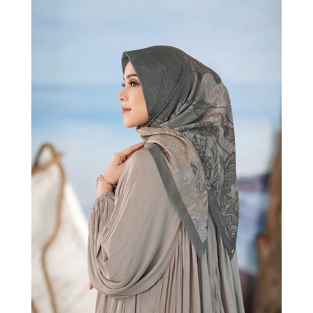 Buttonscarves Nusantara Series in Volcano