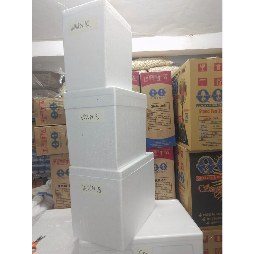 Box Es Wawan Kecil Box Gabus Styrofoam / Sterofoam (25 x 20 x 31cm)