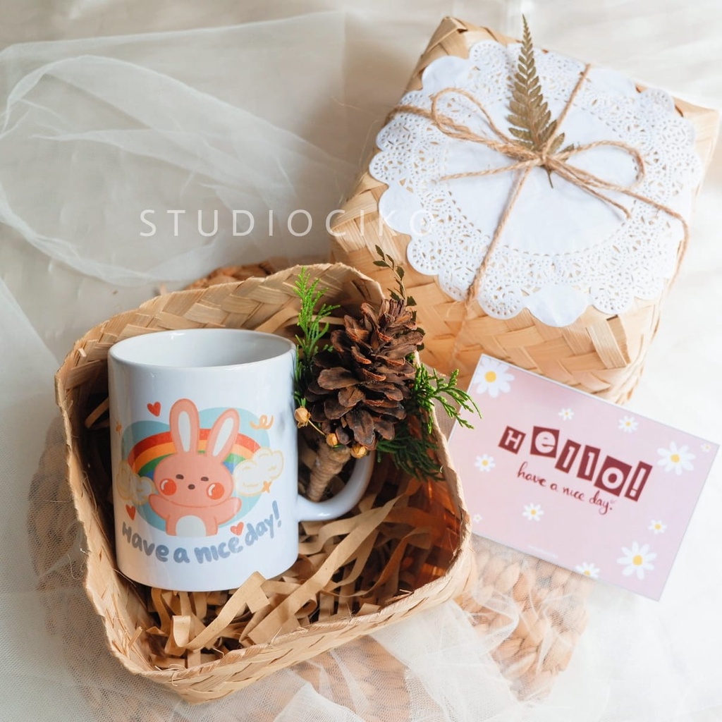 Kado Ulang Tahun Hampers Natal Hadiah Wisuda Hampers Mug Natal Birthday Graduation Wedding Christmas Gift