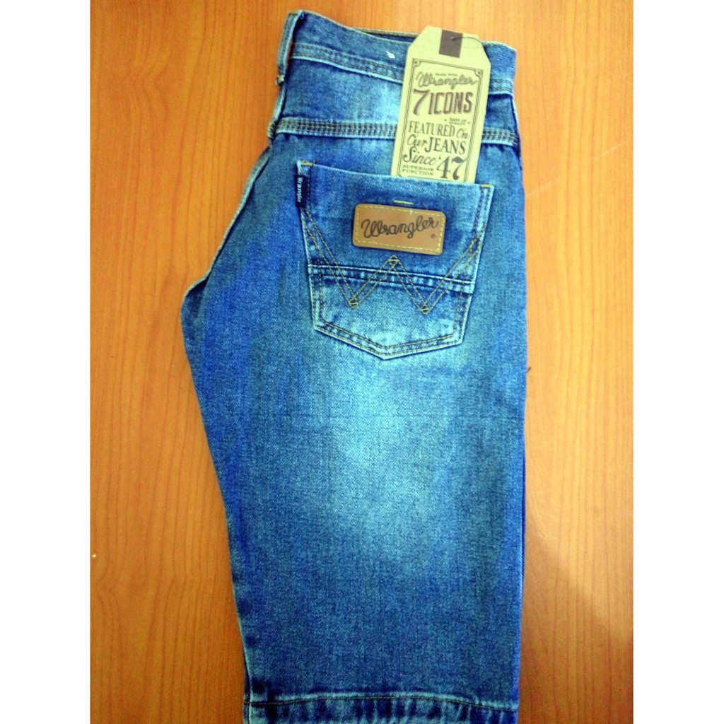 CELANA JEANS PENDEK WRANGLER BIGSIZE 33-38