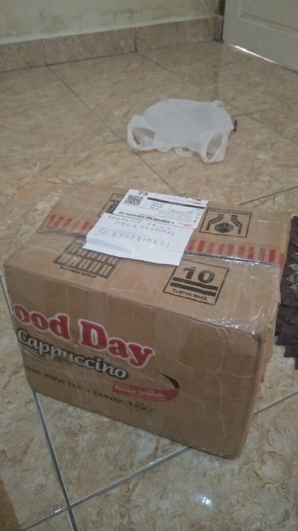 Plastik Klip Hn Cream Size Kecil 12x20