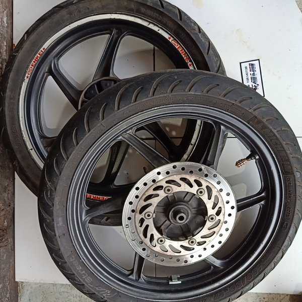 velg velk roda depan belakang original ori original honda megapro mega pro cb verza 150 copotan beka