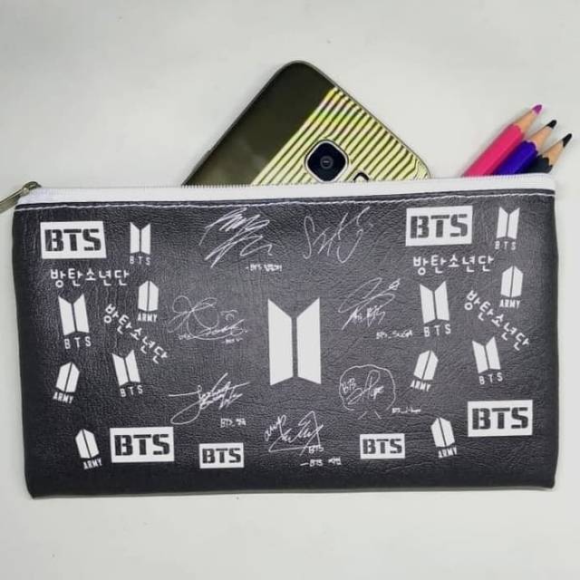 

BTS DOMPET TAS KOSMETIK TEMPAT PENSIL PULPEN POUCH KPOP BANGTAN BOYS GAMBAR depan belakang