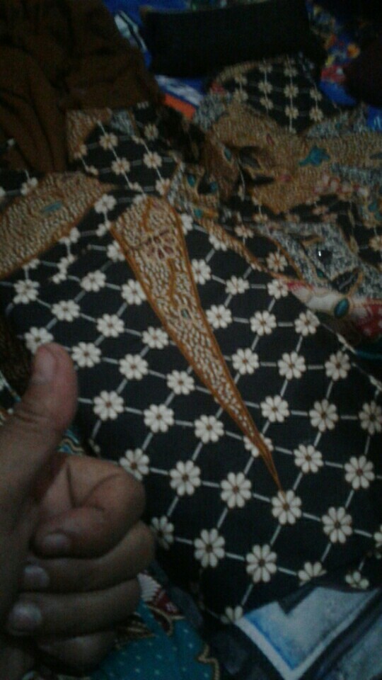 Batik Couple Keluarga Sania Ruffle Ori Ndoro Jowi Dnt Motif Sinaran Tosca