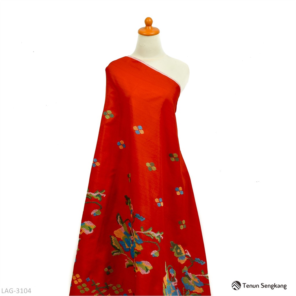 Kain Lagosi Meteran Merah - Tenun Sengkang LAG-3104