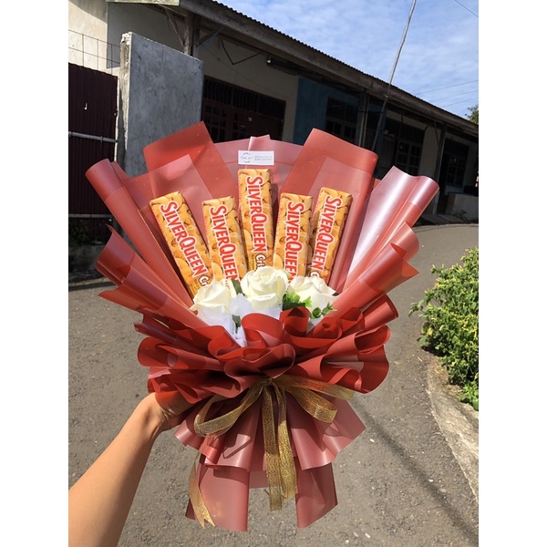 

Buket coklat silverqueen