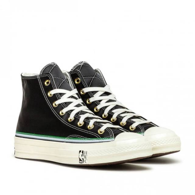 Converse chuck 70 breaking down barriers  Capitols