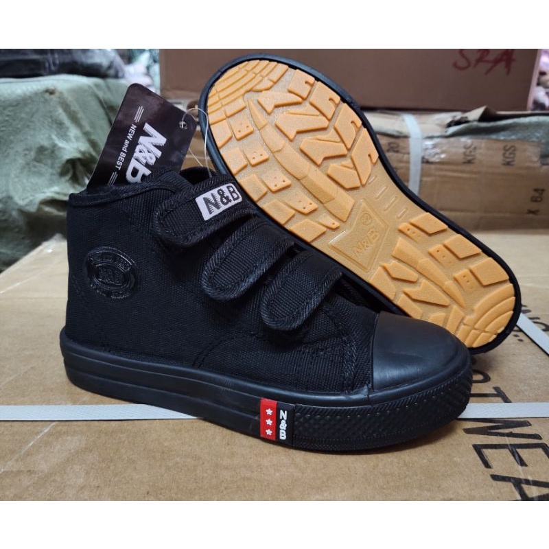 Sepatu sekolah anak SD warna hitam putih ukuran 28-40