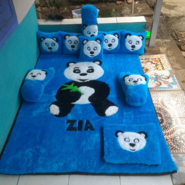 Karpet karakter panda