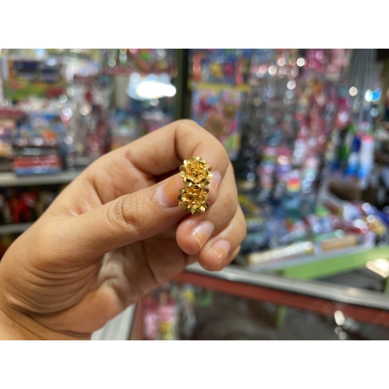 giwang mawar emas muda (1gram)