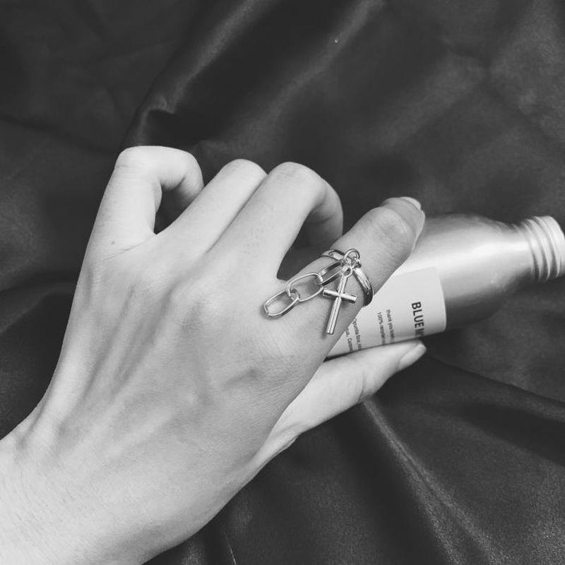 Cincin Rantai Silang One Piece Model Terbuka Dapat Disesuaikan Gaya Punk Hip-Hop Untuk Pria Dan Wanita