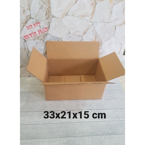 

Kardus / Box / uk. 33x21x15 cm / Karton Packing polos baru ST