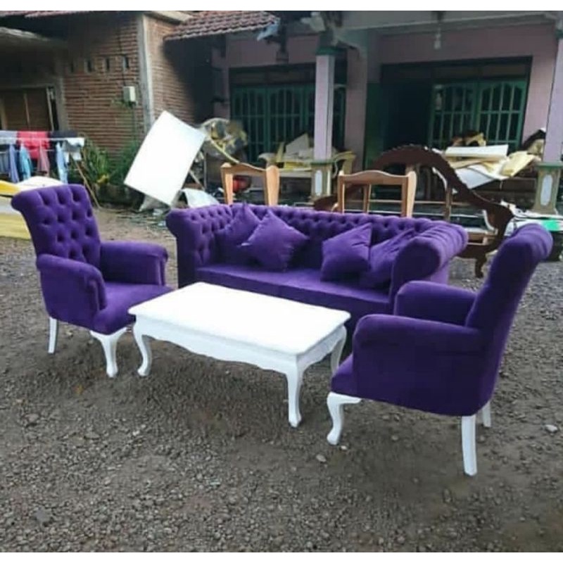 sofa tamu chesterfield satu set