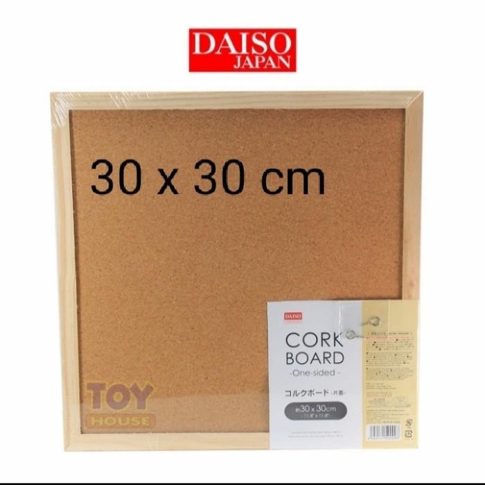 

Nov | Daiso Cork Board 30X 30 Cm/ Pinboard/ Soft Board/ / Papantempelmading
