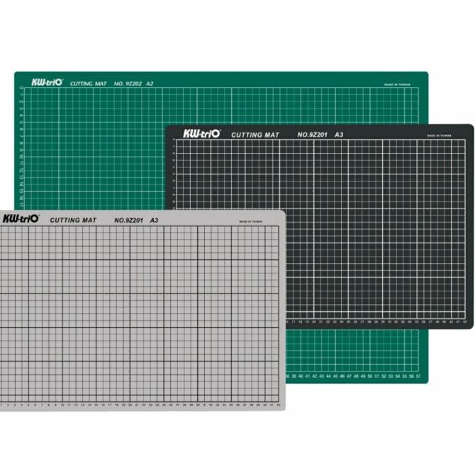 

Diskon Cutting Mat Size A3, Double Sided Self Healing A1.Merek Taiwan KW-TRIO - Abu-abu, 1 pcs