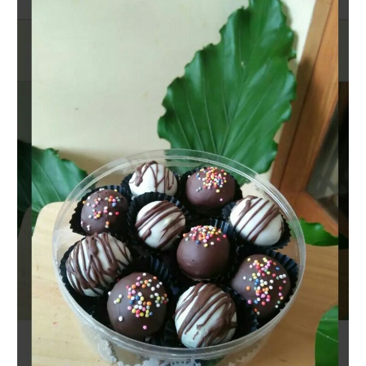 

chocoball biskuit regal balut cokelat toples 250 gram