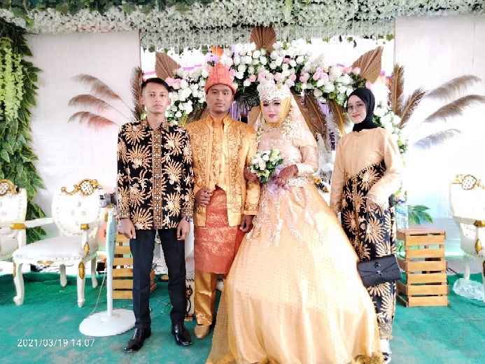 Couple Gamis Batik Sutra Prada Ekslusif