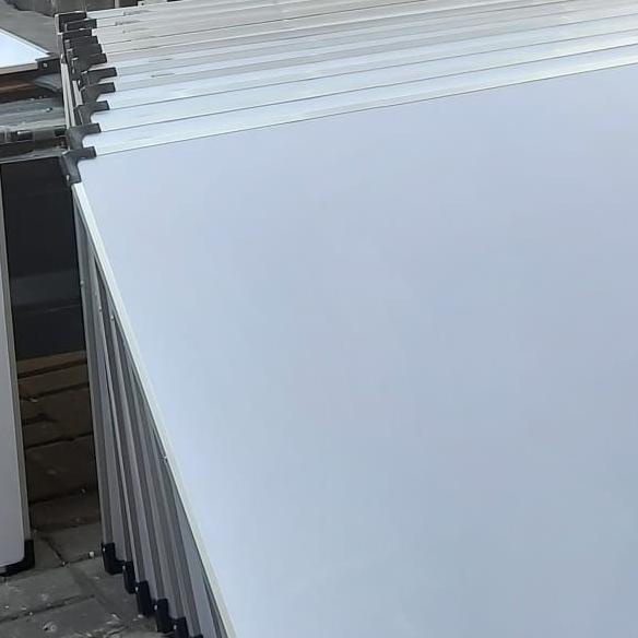

---Terbartu--- whiteboard nonmagnet 90 x 140 cm Formika