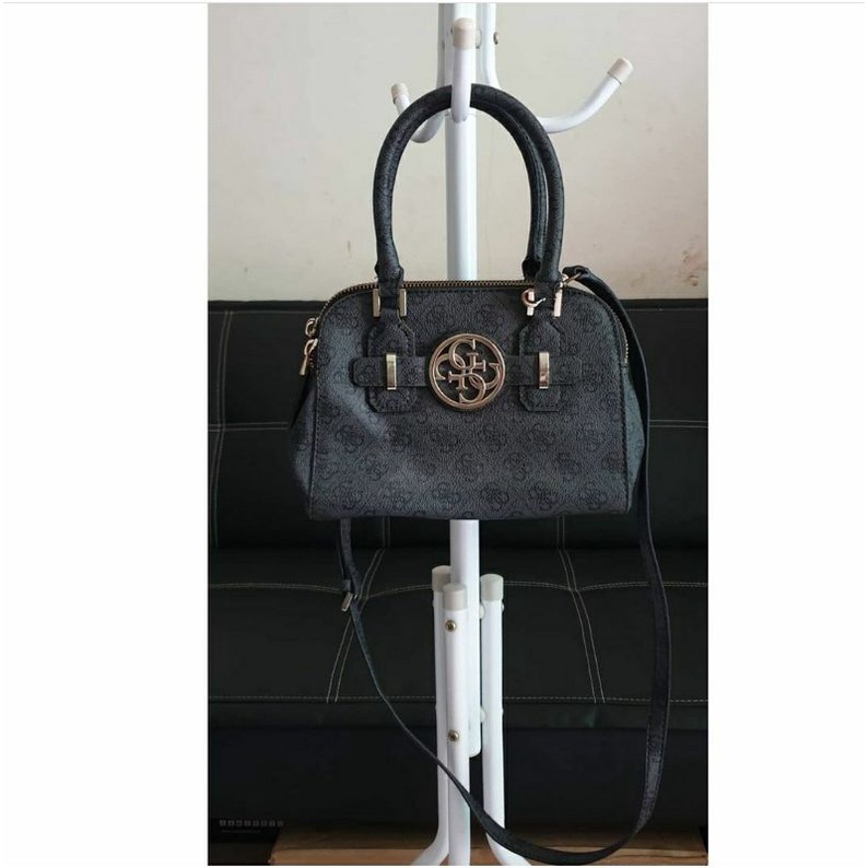 PRELOVED TAS GUESS ORIGINAL STORE