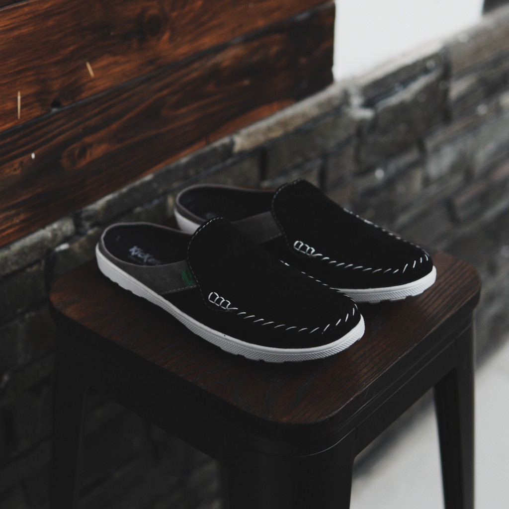 Sepatu slip on pria kickers stiching casual formal kerja santai kuliah BISA COD