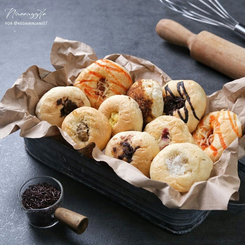 

Roti Unyil / Roti Mini Enak Lembut Murah Untuk Acara Arisan Ultah Selamatan Keluarga Tanpa Box