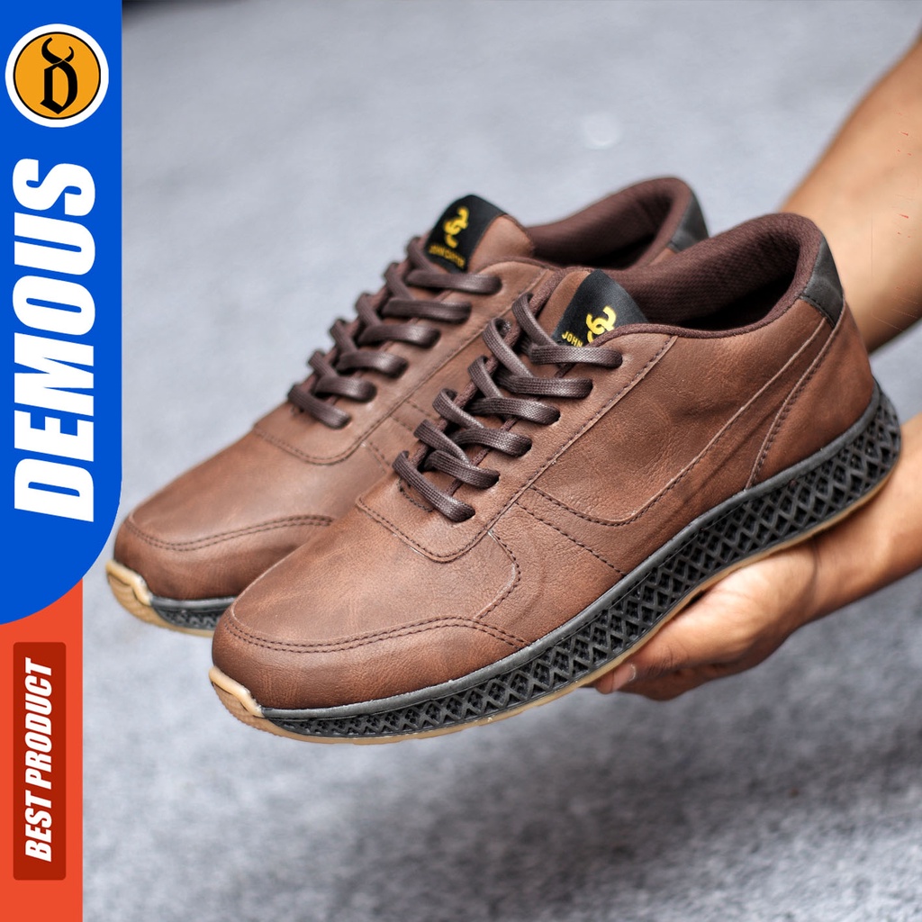 Sepatu Sneakers Pria Sepatu Casual Pria Kulit PU Sepatu Kerja Kuliah Kondangan Sepatu Hitam Pria DEMOUS JIMRUN