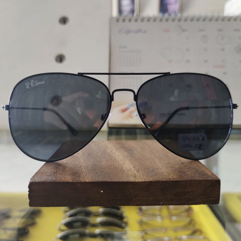 kacamata hitam kaca ( bukan mika ) model aviator pilot merk RB space