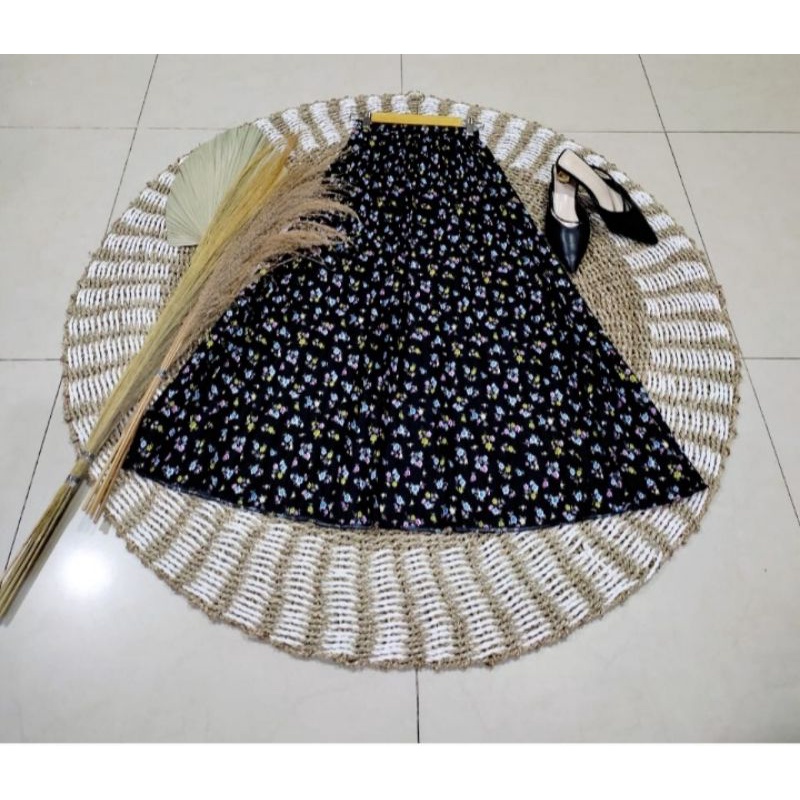 GS-ROK PLISKET DAISY PREMIUM / LILY DAILY PREMIUM /ROK PLISKET PANJANG/ROK PLISKET MOTIF BUNGA-CHERRY HITAM