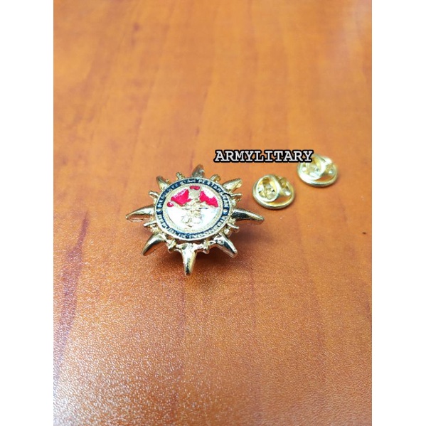 Pin kerah baju kemenhan