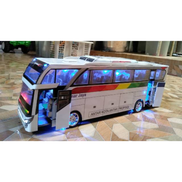 Miniatur bus sinar jaya RC full lampuan