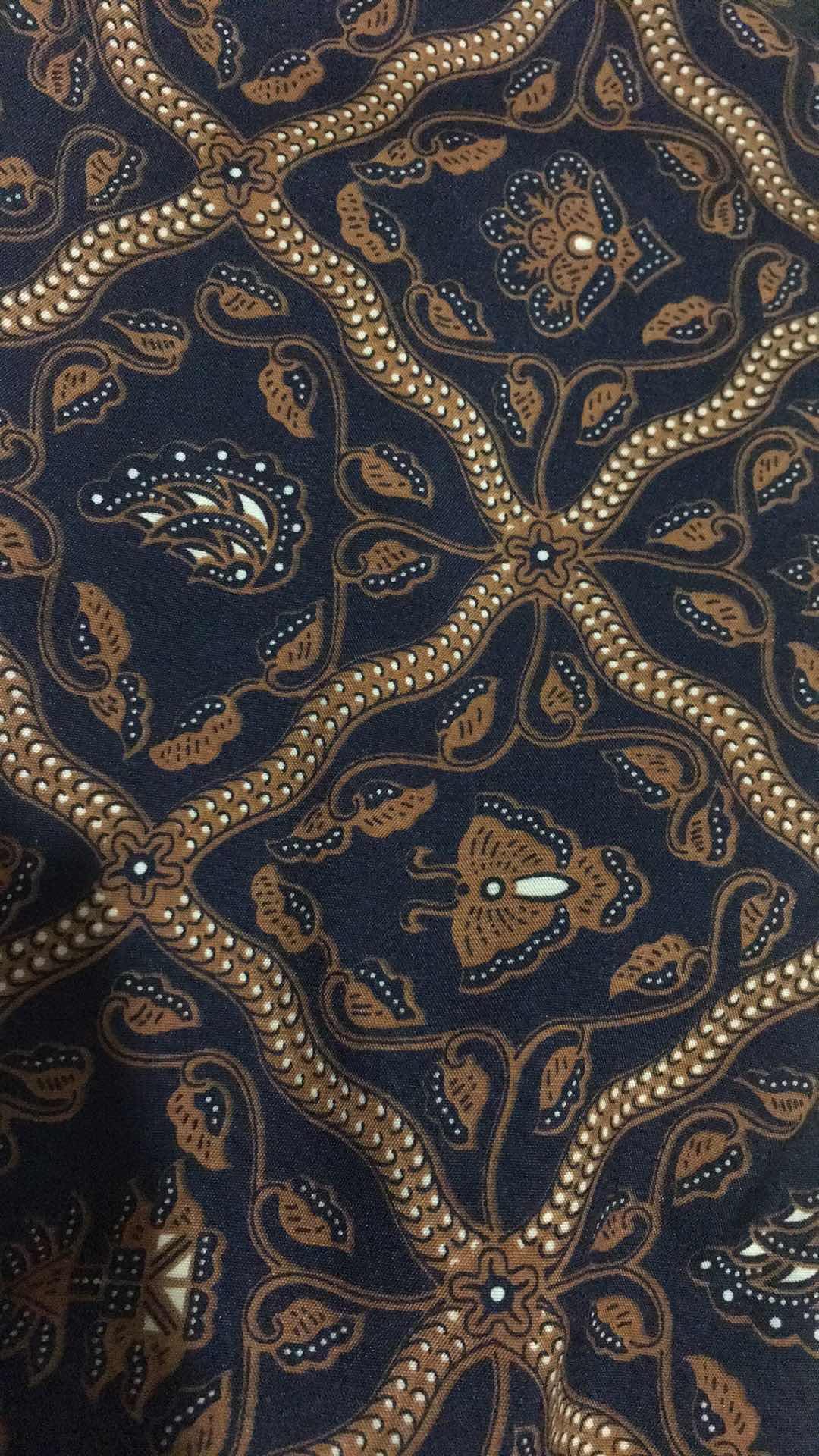 Rok Plisket Sidoluhur / Kotak Hitam Baru Dan Kemeja Batik Couple / Sarimbit