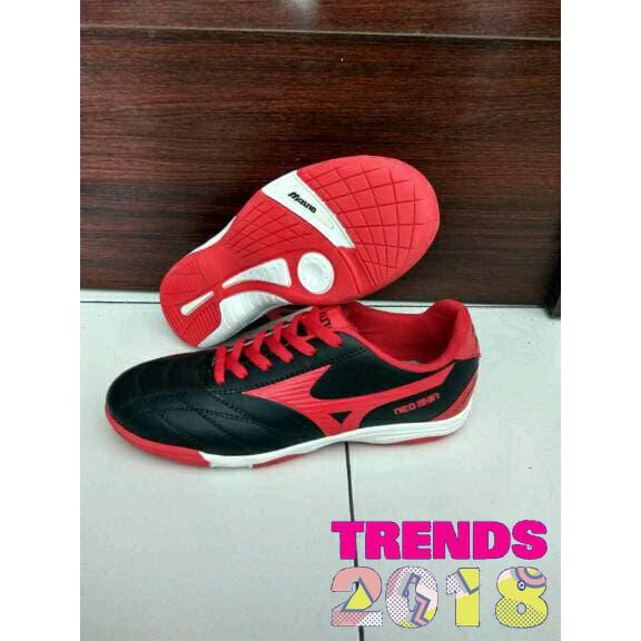 sepatu futsal mizuno neo shin olahraga sport pria Hitam list merah