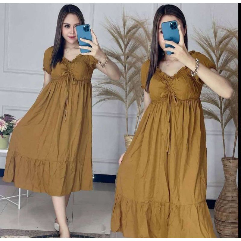 DREES LARISA SERUT//WANITA PUNYA GAYA